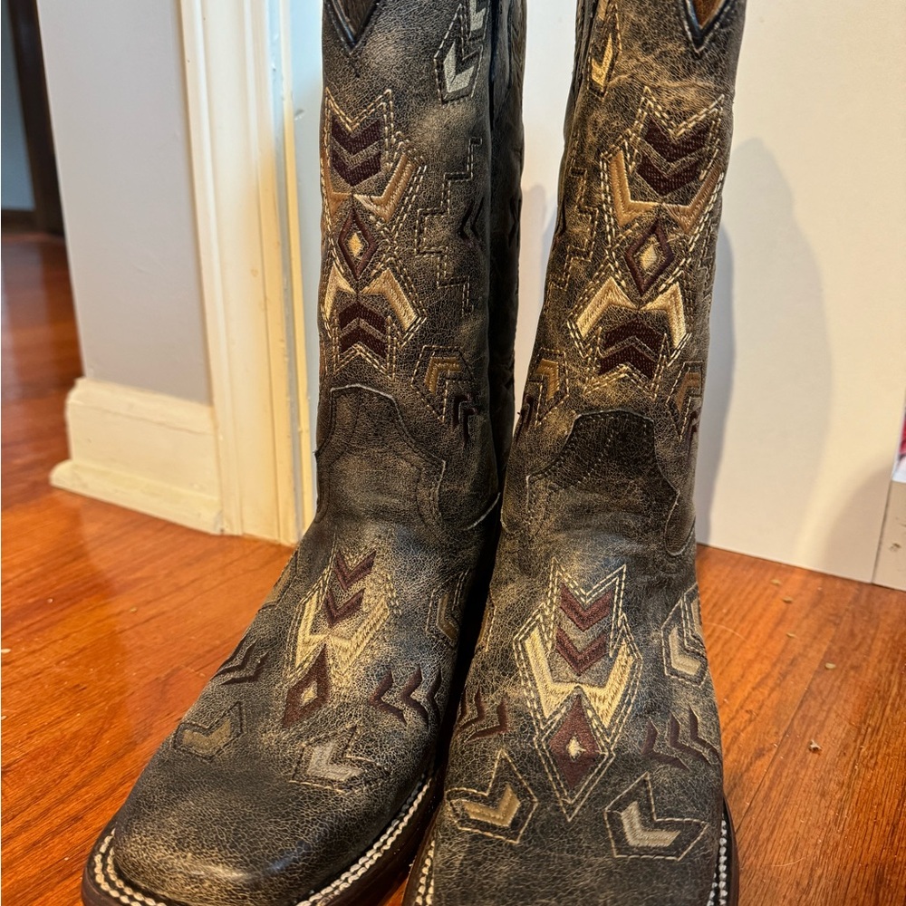 CIRCLE G Women’s Arrowhead Square Toe Leather Western Boots Size 8